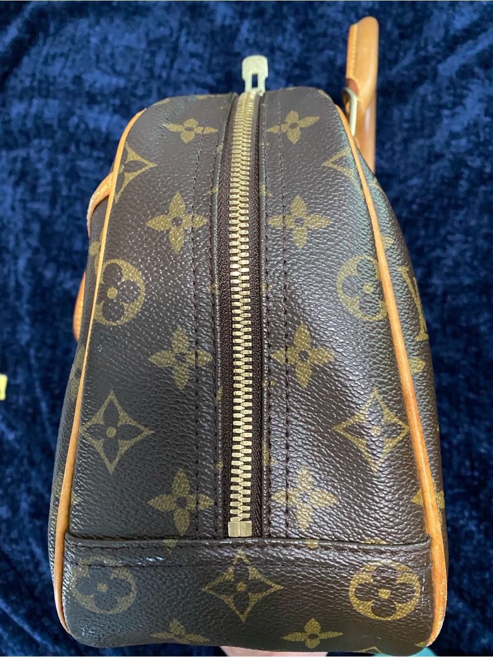 Vintage Louis Vuitton Monogram Deauville Handbag - Picture 8 of 16